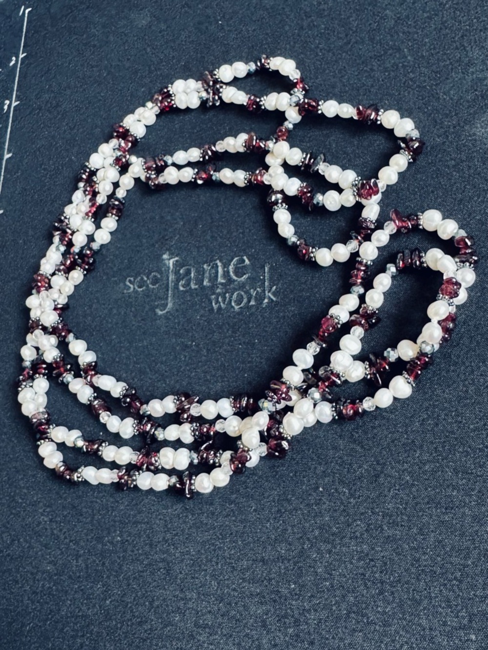 White Pearl & Garnet Beaded Necklace
